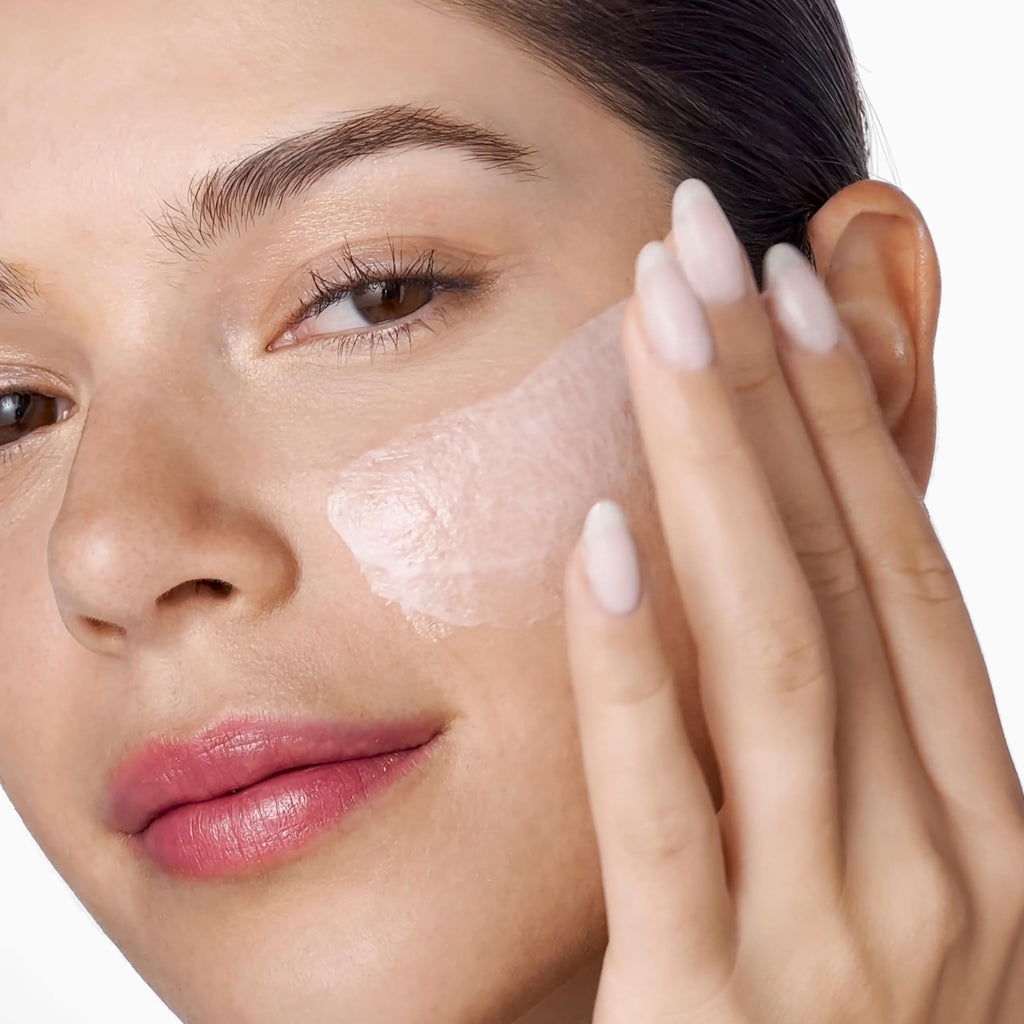 Clinique Moisture Surge Oil Free Overnight Face Mask With Aloe Vera For All Skin Types | Hydrating + Plumping, 3.4 Fl Oz