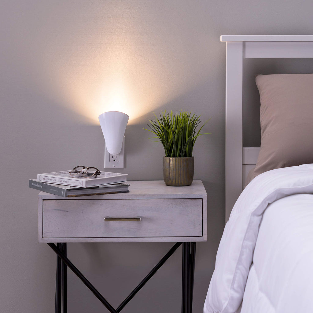 AURAGLOW Plugin GU10 Spotlight Uplighter Wall Sconce Wash Light Plug Socket Outlet Uplight Lamp - NO LED Bulb Included