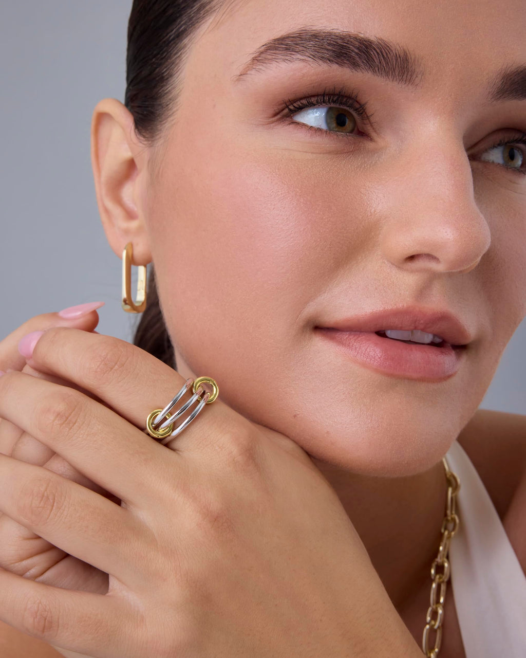 PAVOI Two-Toned Interlocked Statement Ring - White & Yellow