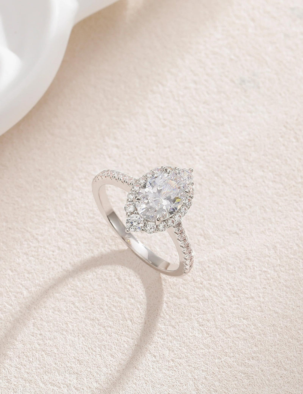 EAMTI 3CT Oval Cut CZ Engagement Rings for Women Halo Wedding Band Size 9