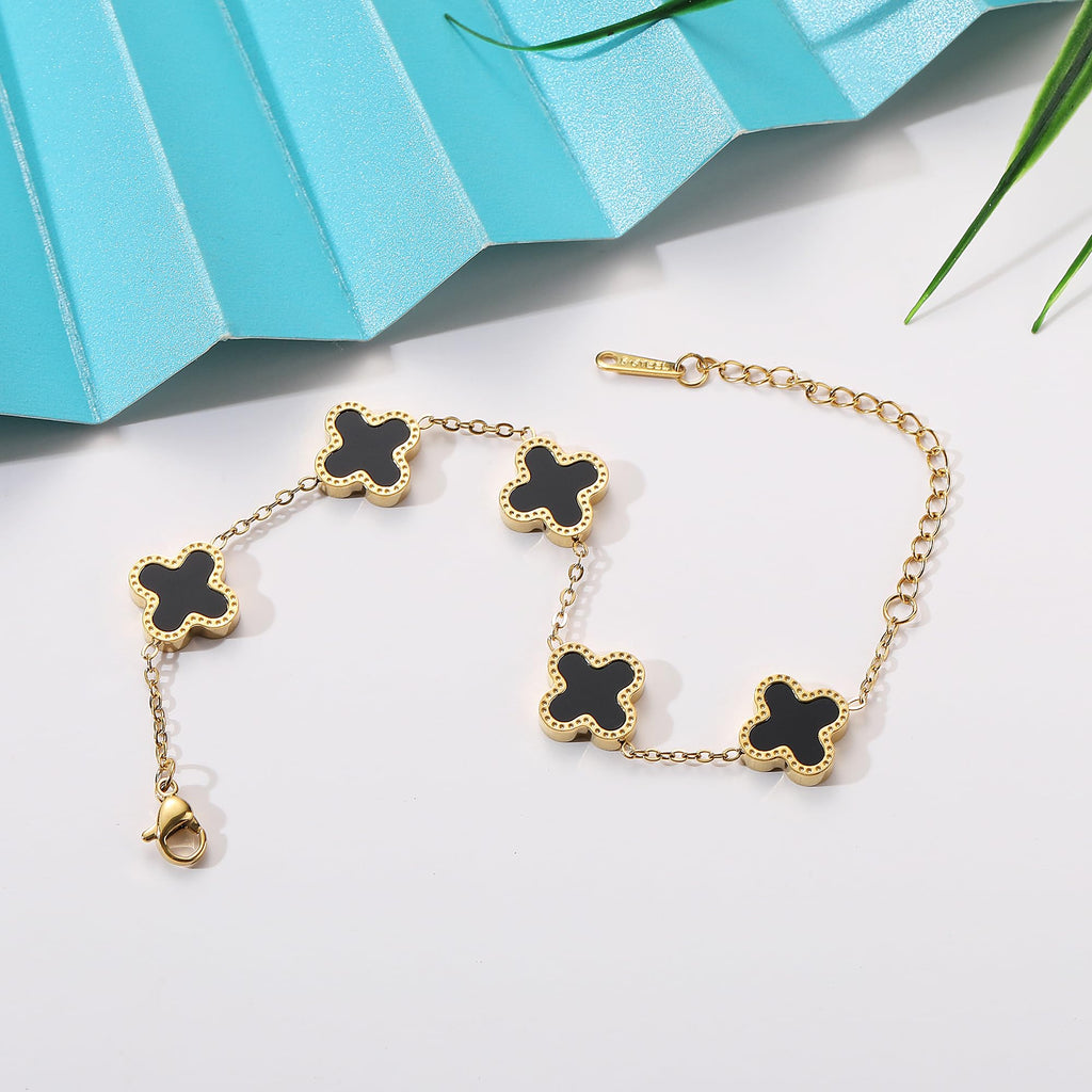 AIPPK 18K Gold Plated Clover Bracelet Set for Women Four Leaf Lucky Flower Bracelets Fashion Simple Jewelry Gifts for Women 3Pcs，white+black+gold