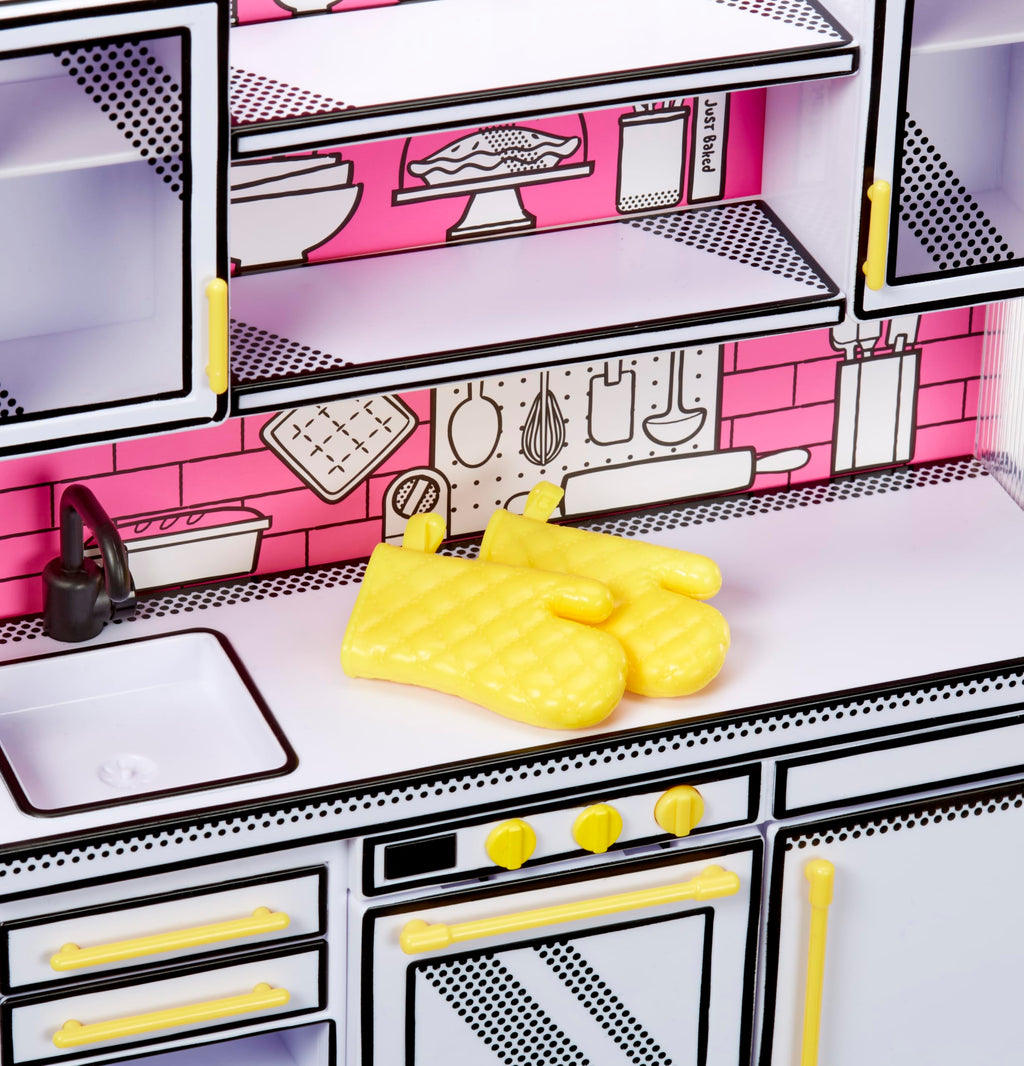 MGA's Miniverse Make It Mini Kitchen, Kitchen Playset, w/UV Light, Collectibles, DIY, Resin Play, Exclusive, Mystery Recipe, Mini Oven Mitts, NOT Edible, 8+