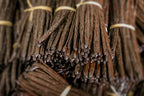Organic Vanilla Extract - Made with Madagascar Vanilla Beans - 1 Gallon – For Baking, Desserts, Home Cooking and Chefs