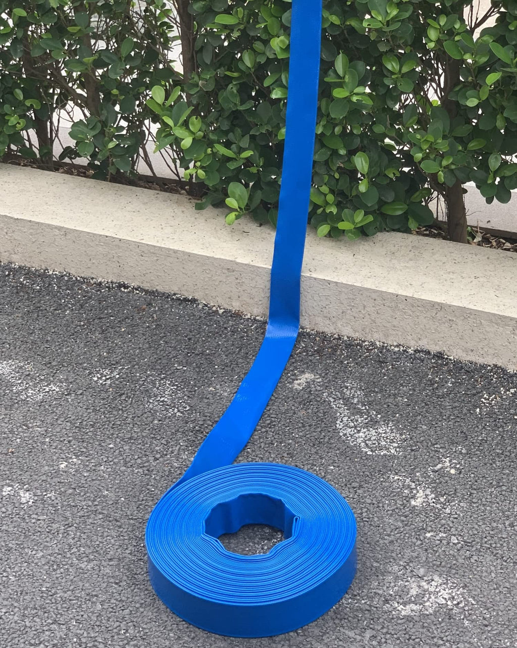 1 IN x 100 FT Pool Backwash Hose, Heavy Duty Flat Discharge Hose, Weather and Burst Resistant, Best Pool Hoses for Inground Pools, Pool Filter Hose & Pool Drain Hose