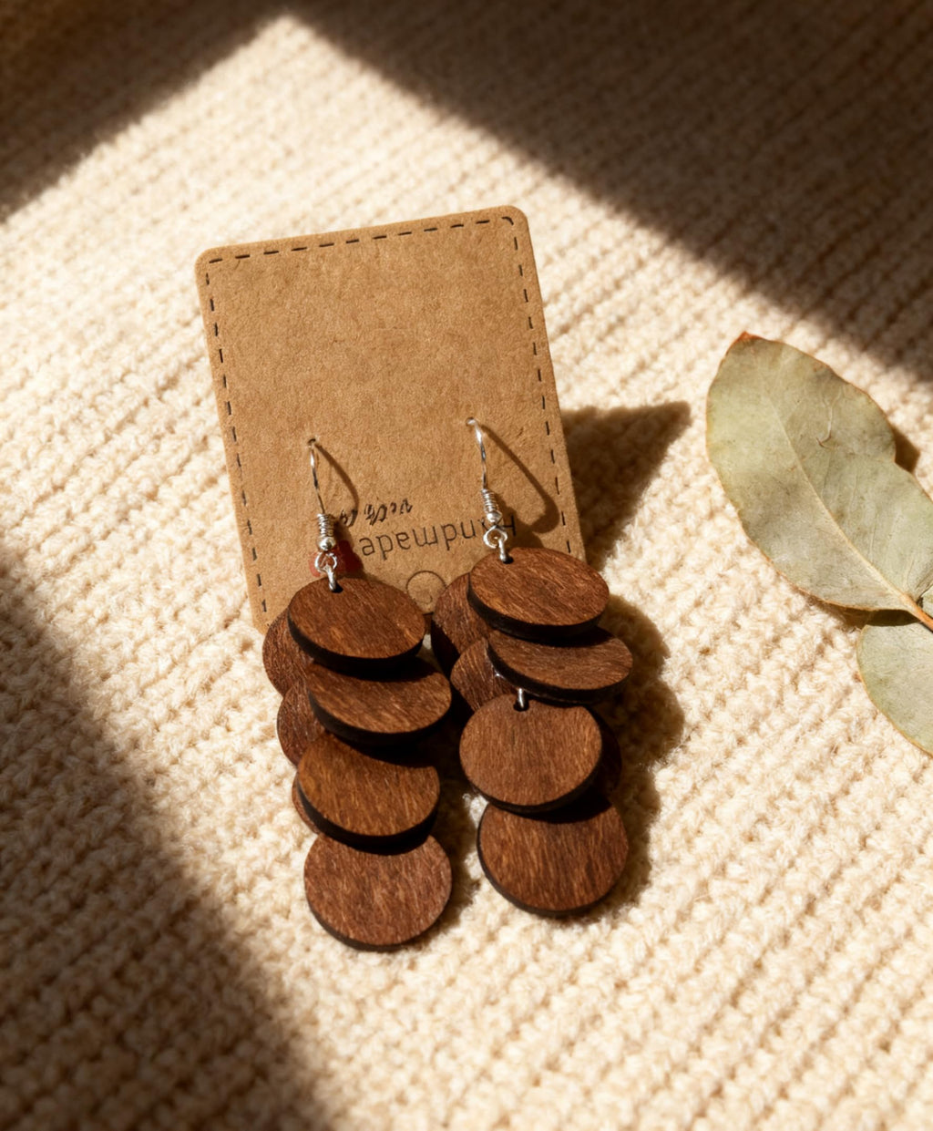 Bohemian Wooden Layered Disc Dangle Earrings, Boho Style Round Drop Earrings for Women, Lightweight Statement Jewelry for Daily Wear & Party (6 Circle Round Wooden Drop Earrings)