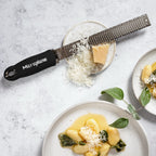 Microplane Premium Classic Series Zester 18/8, Black - Lemon Zester & Cheese Grater & Vegetable Grater - Citrus, Parmesan Cheese, Garlic, Ginger, Nutmeg, Chocolate - Stainless Steel Grater