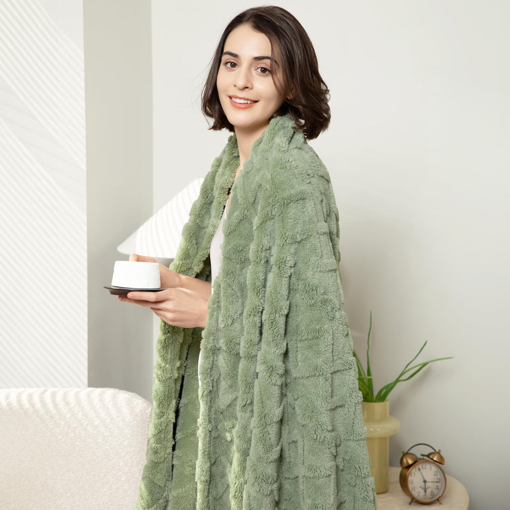 Aganear Fleece Throw Blanket for Couch Sofa 50"x60" Sage Green