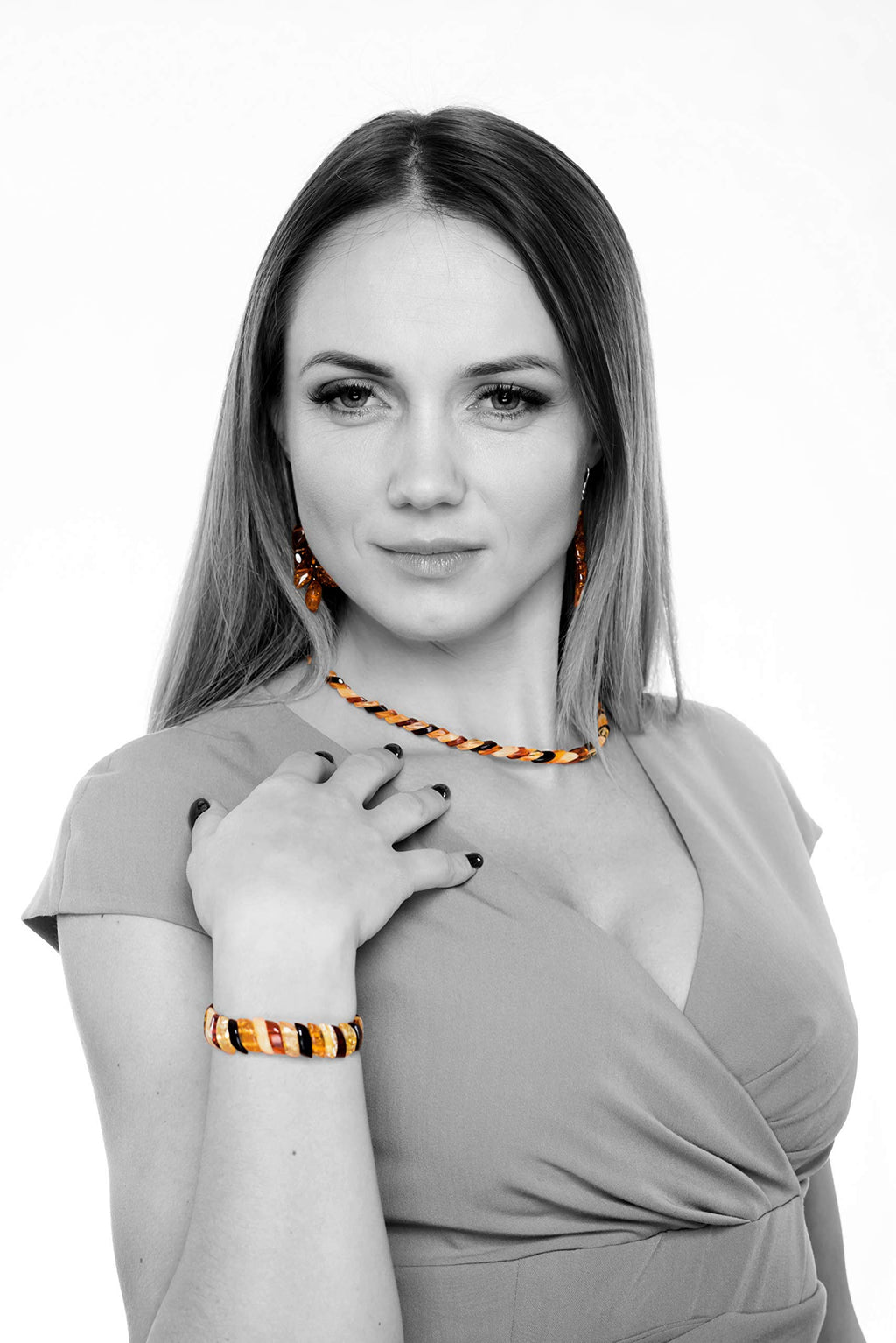 AMBERAGE Baltic Amber Stretch Bracelet for Women - Genuine Handmade Jewelry with Polished Multi-Colored Amber Beads - Elegant Elastic Bracelet Gift from Lithuania with Certificate of Authenticity