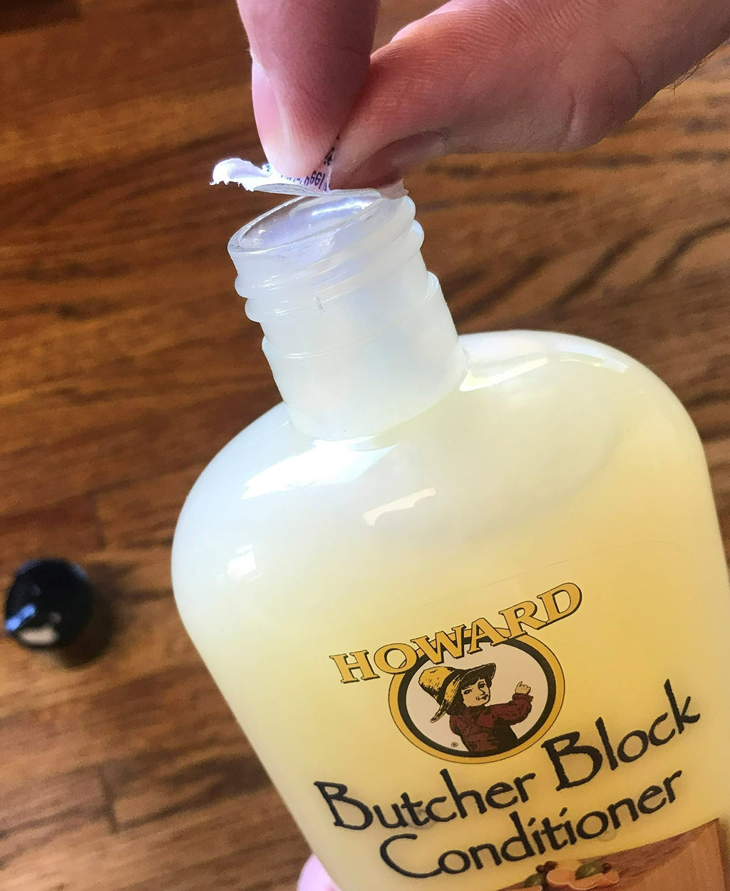 Howard Products Butcher Block Conditioner and Food Grade Mineral Oil for Wood Cutting Boards, 12 Fl Oz - Enhanced Wood Care (Pack of 2)
