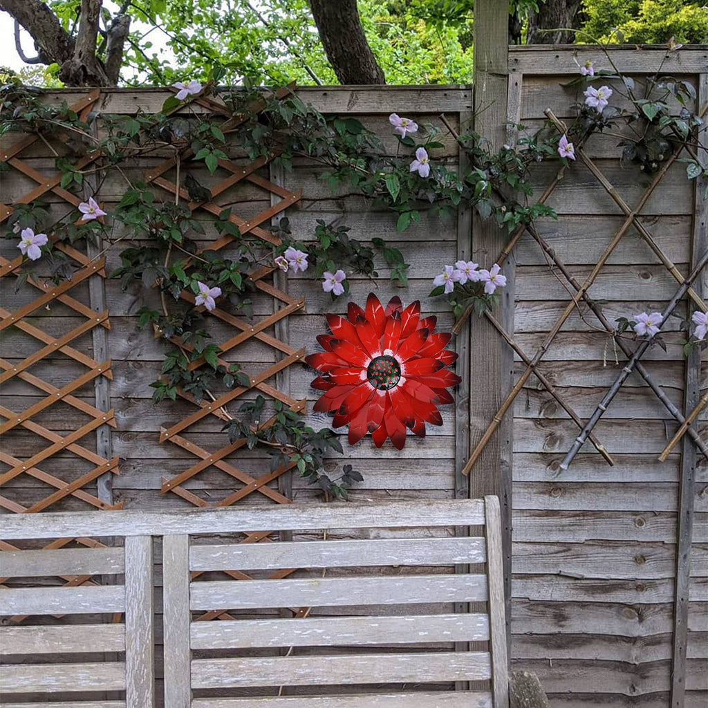 qzmaikoo Red Daisy Metal Flowers Wall Decor Metal Wall Art Decorations Hanging for Indoor Outdoor Bathroom Patio Kitchen,12x12 inches