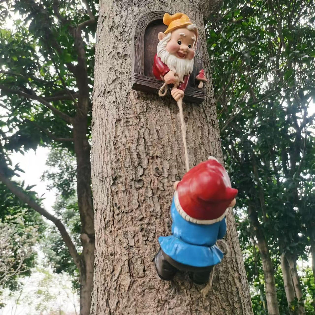 WPJFMXZ Climbing Gnomes Tree Faces Decor Outdoor for Yard, Adorable Gnome Elf Out Hugger Fairy Door Statue for Tree, Funny Garden Gnome Peeker Sculpture Yard Patio Art