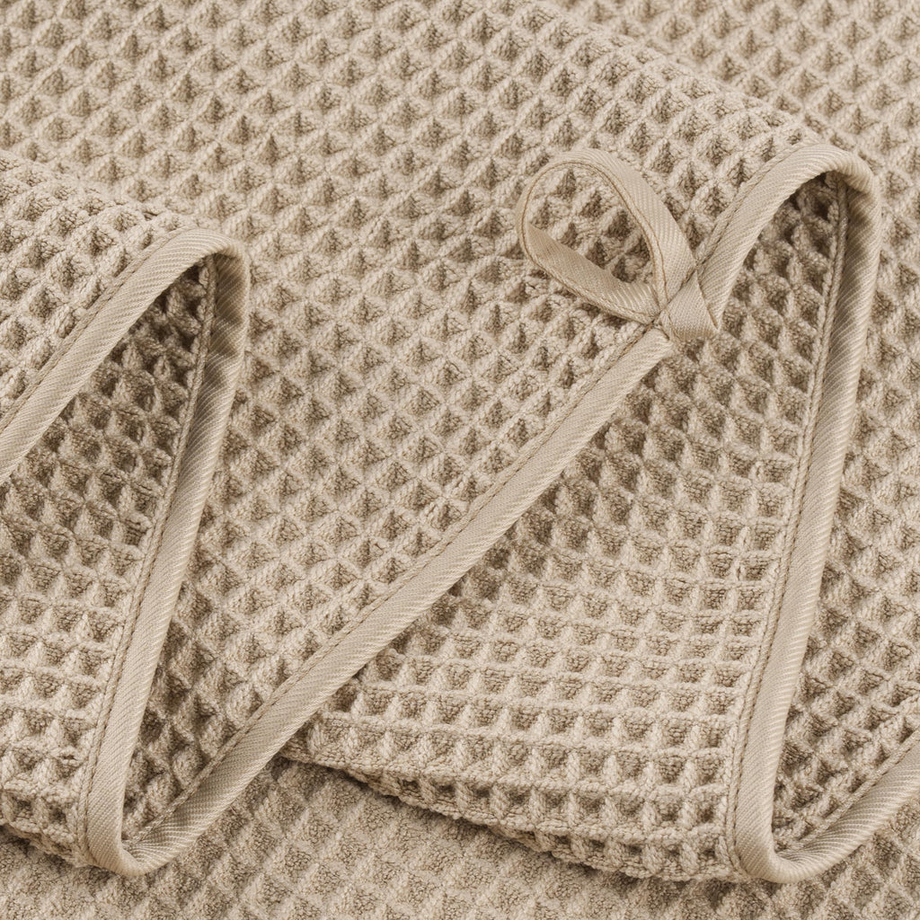 POLYTE 430 GSM Microfiber Oversize Quick Dry Lint Free Bath Towel, 60 x 30 in, 4 Pack (Waffle Weave)