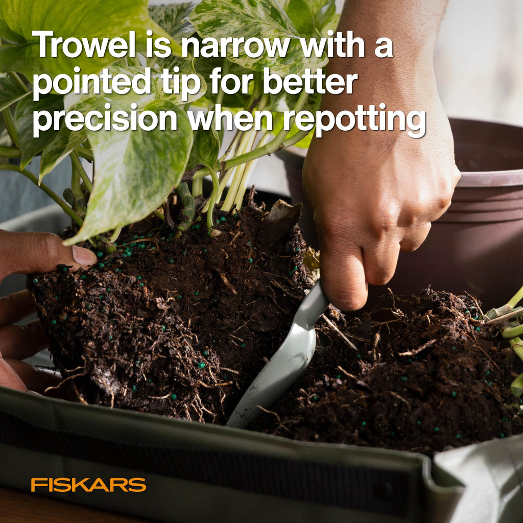 Fiskars 5-Piece House Plant Cultivating Tool Set for Indoor Gardening