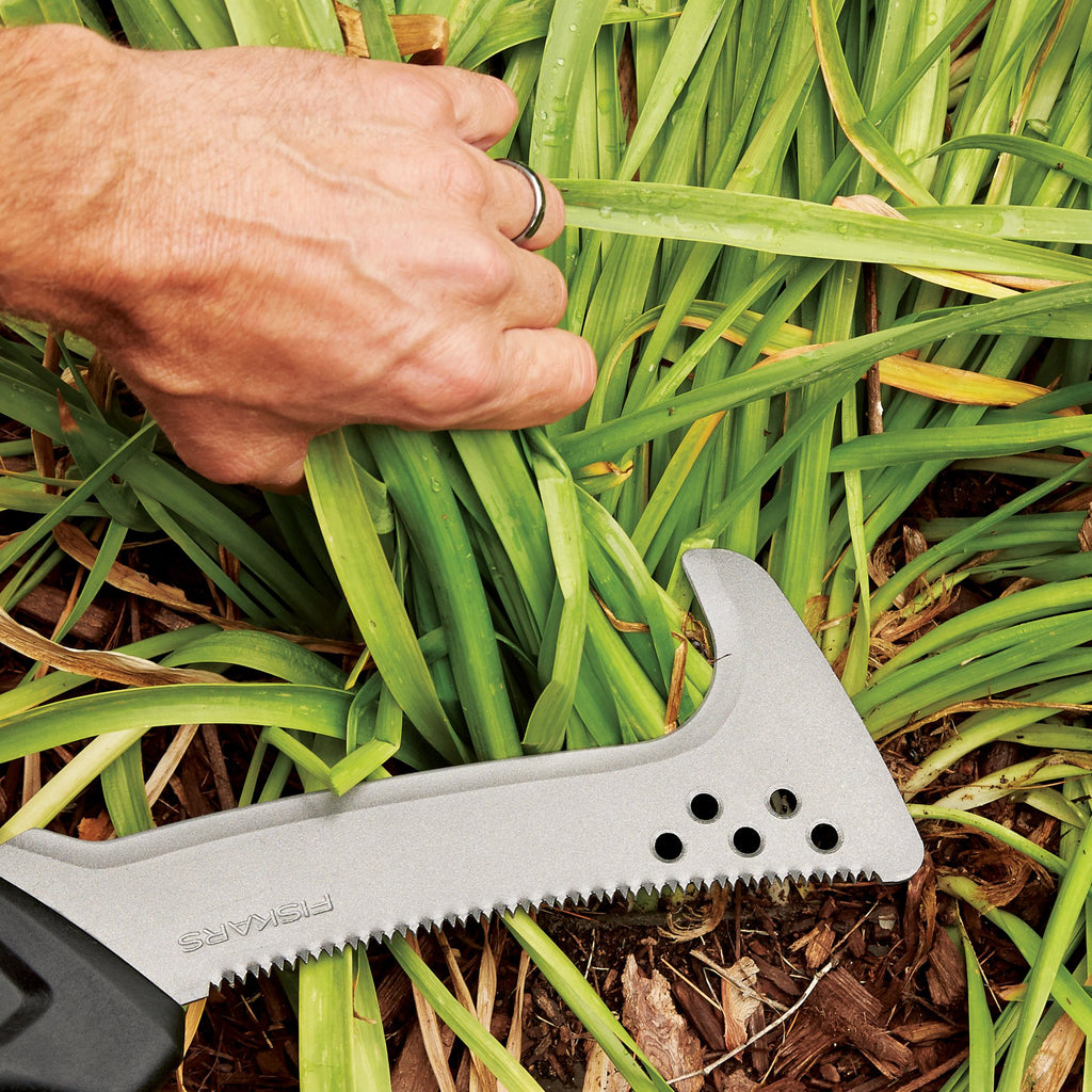 Fiskars 18" Billhook Hand Saw, Multi-Purpose Lawn & Garden Tool