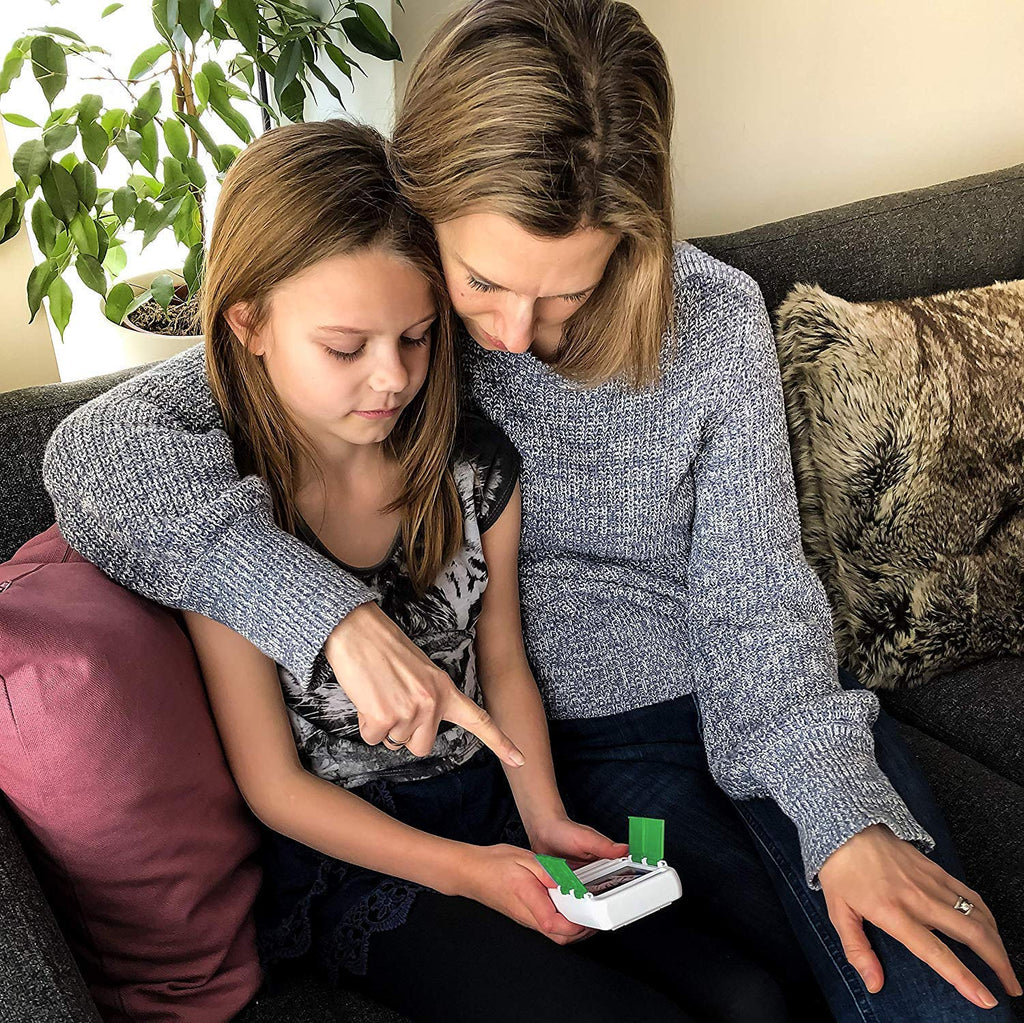 100 PICS Flags of The World Travel Game - Learn 100 Country Flags | Flash Cards with Slide Reveal Case | Geography Card Game, Gift, Stocking Stuffer | for Kids and Adults | Ages 6+