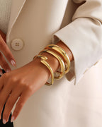 Solistra 3Pcs Gold Bangles Bracelets for Women,14K Gold Plated Hinged Opened Chunky Thick Gold Bracelet Stack Cuff Bracelets Statement Jewelry Set for Women
