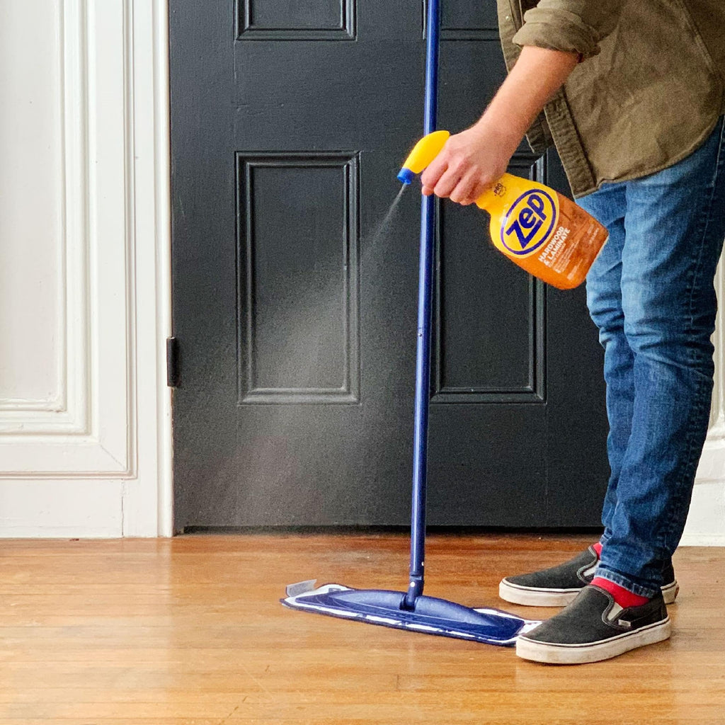 Zep ZUHLF32 Hardwood and Laminate Floor Cleaner 32 ounces