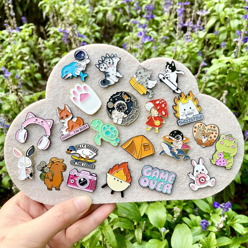 SINCCO Cute Enamel Backpack Pins, Funny Anime Lapel Pin Bulk Set