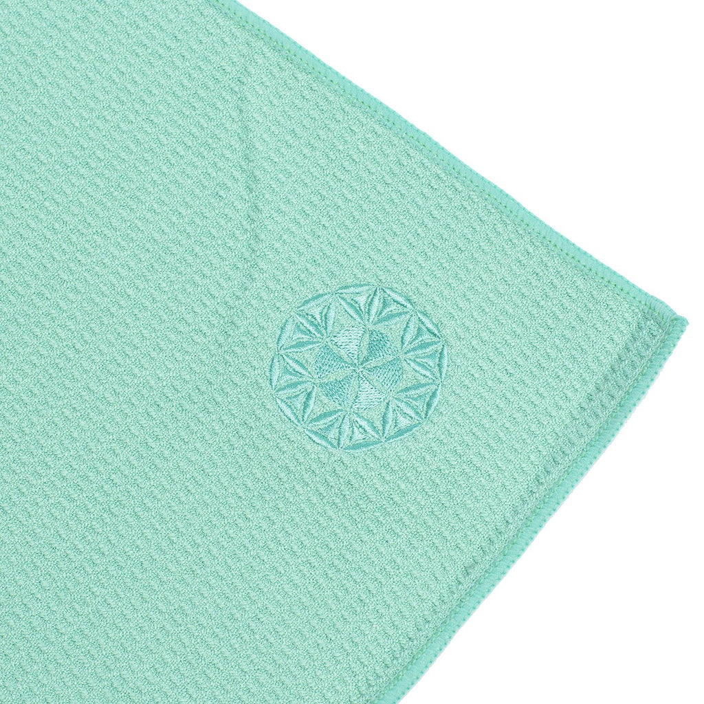 Shandali Hot Yoga Towel Stickyfiber Yoga Towel - Mat-Sized, Microfiber, Silicone Backed, Super Absorbent, Anti-Slip, 24" x 72" - Bikram Yoga - Exercise, Fitness, Pilates - Jade Green