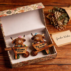TERESA'S COLLECTIONS Garden Decor, Set of 2 Cute Highland Cows Sitting in Cart Garden Decor, Waterproof Resin Garden Statue, Highland Cows Gift, Garden Gift for Women Mom, Indoor/Outdoor