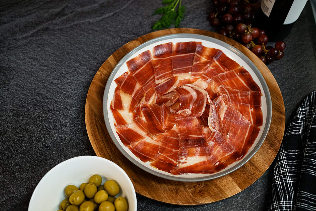 Serrano Ham Shoulder by Fermin (10-12 lbs) / FREE HAM HOLDER + CARVING KNIFE + EXCLUSIVE BREATHABLE HAM COVER