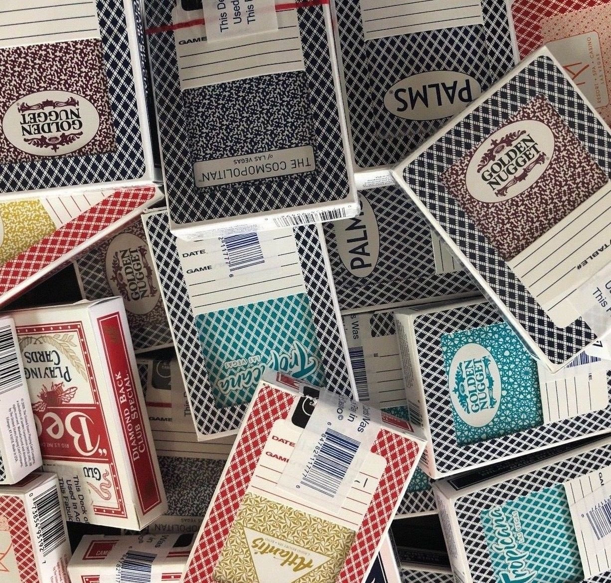 JUSTMIKEO 2 Random Las Vegas Casino Used Playing Cards Deck