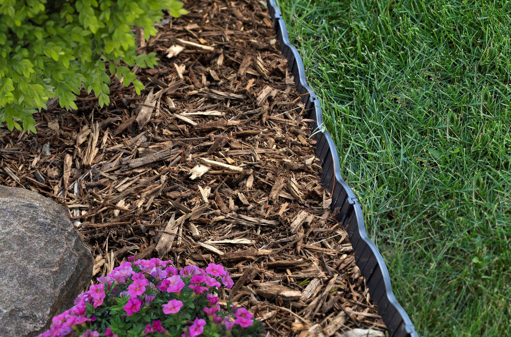 Master Mark Dig-Free Poundable Pound-In Landscape Edging, Garden Edging Border, Decorative Scallop Plastic Lawn Edging, 20 ft Coverage