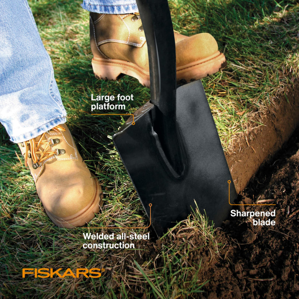 Fiskars 47" Spade Garden Shovel, Steel Flat Spade with Ergonomic D-Handle, Sharp Blade Square Shovel for Lawn Edging, Digging, Heavy Duty Yard Tool, Easy Cuts in Grass and Turf