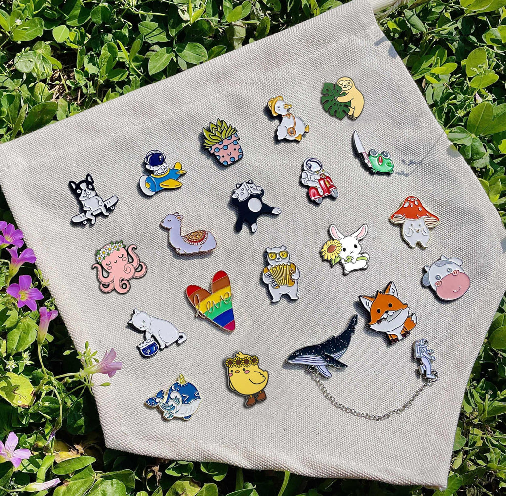 SINCCO Cute Enamel Backpack Pins, Funny Anime Lapel Pin Bulk Set