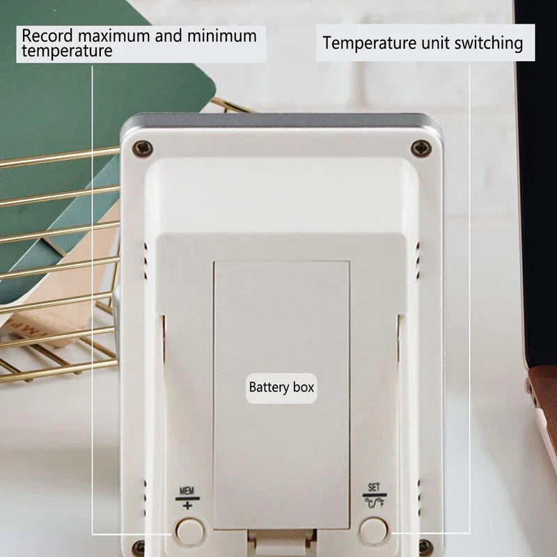 Wireless Solar Pool Temperature Meter High Accuracy IPX8 Waterproof LCD Display Digital Floating Temperature Detector